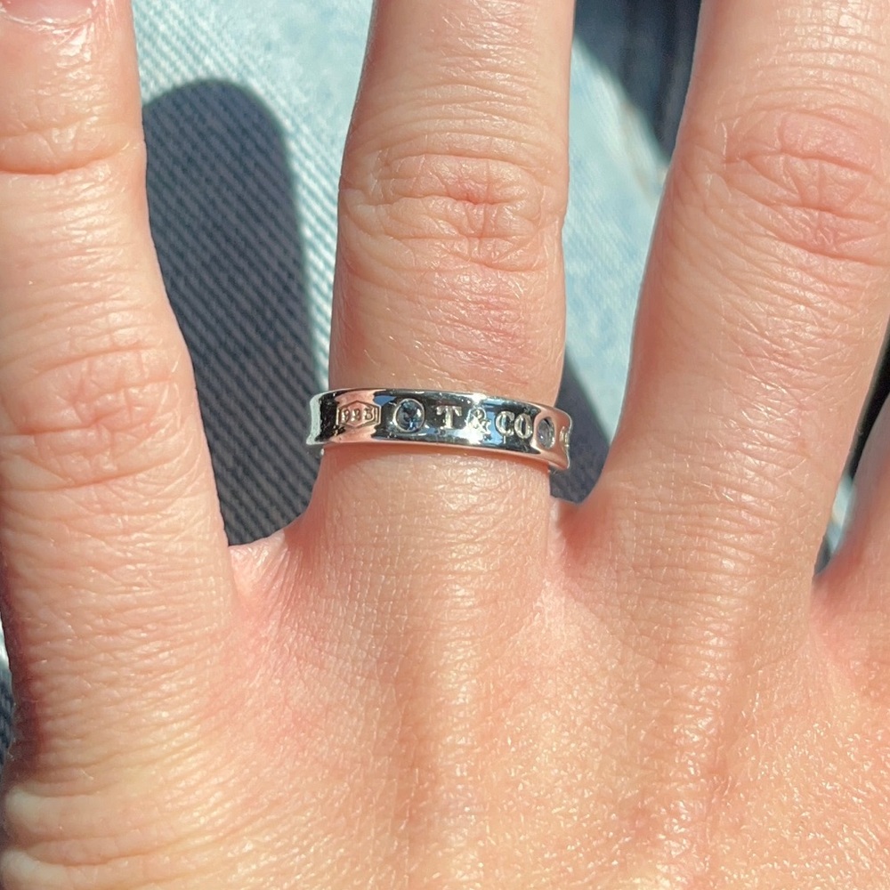 Tiffany’s Silver Ring with Blue Sapphires